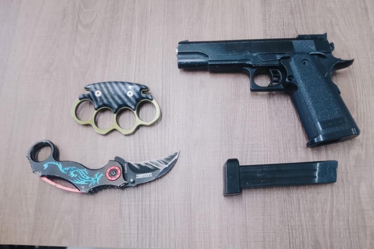 Adolescente é detido ao entrar armado em escola de Bauru