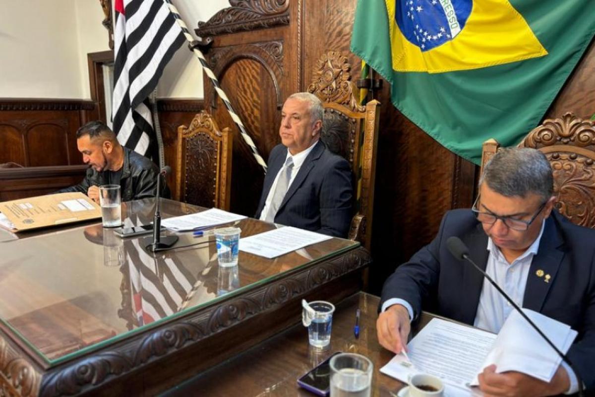 Com sequência da denúncia contra prefeita, 'CP do Lixo' se reúne