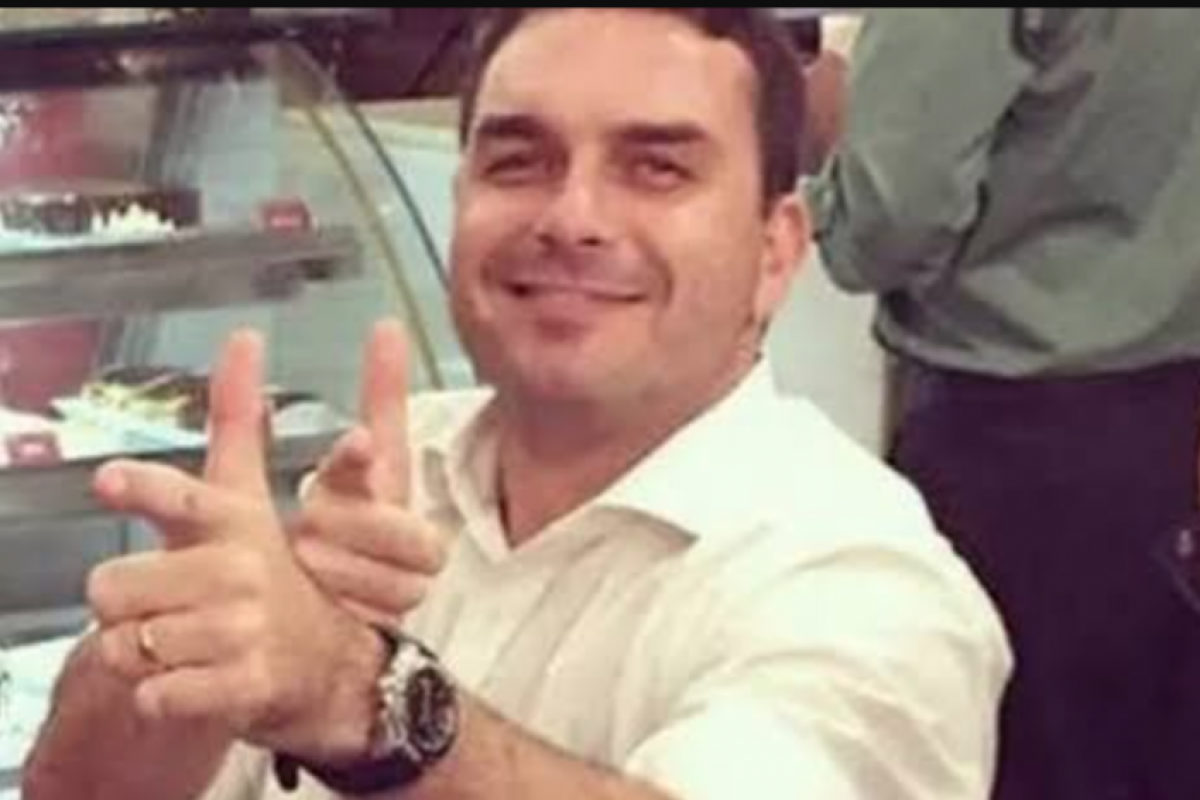 Deputado defende volta da política armamentista no governo Flávio
