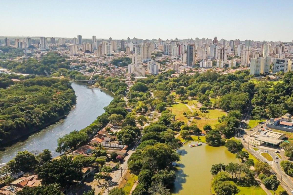 Flávio vence em 9 de cada 10 cidades mais afetadas por tarifaço