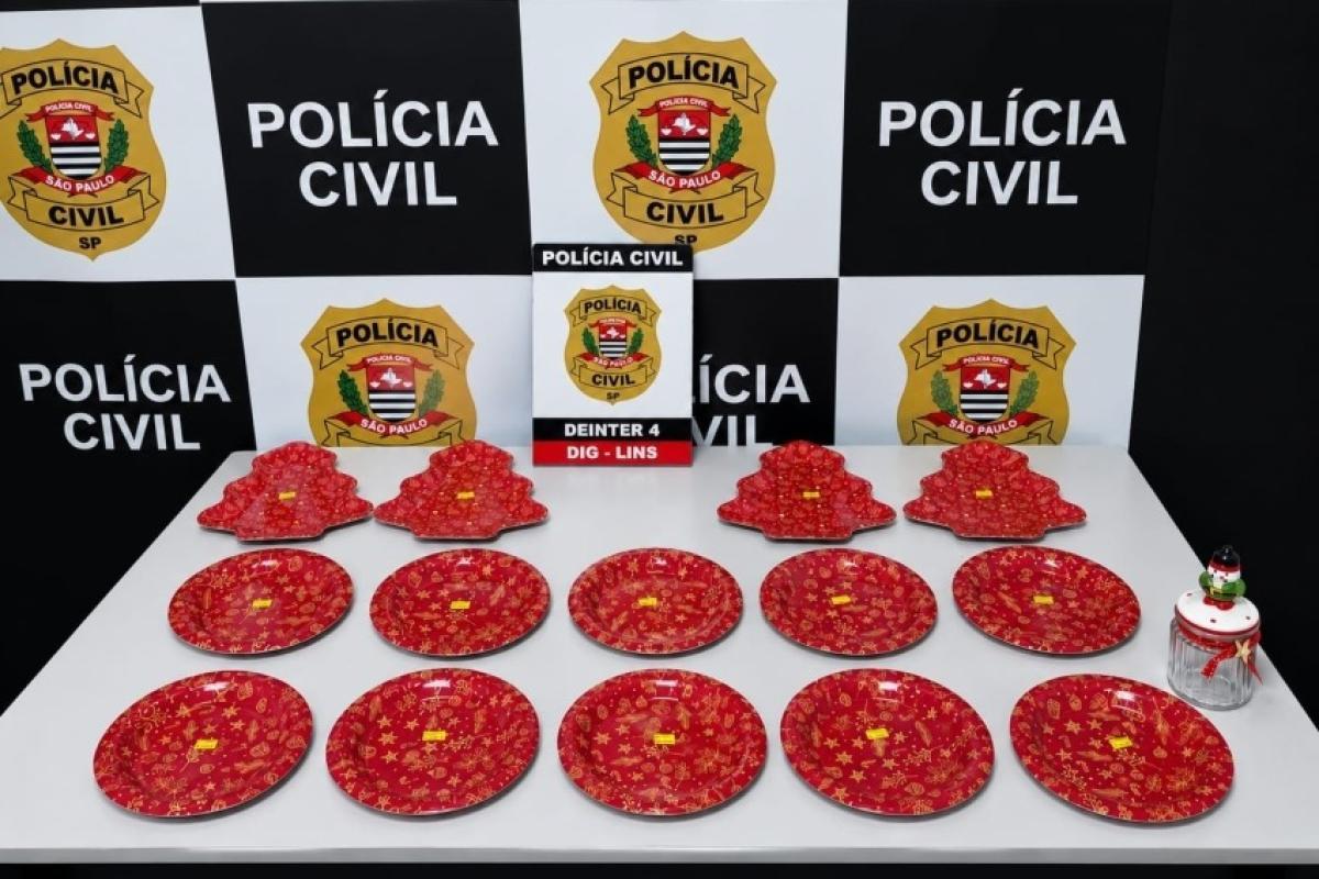 Funcionária de loja é presa após furtar pratos de Natal para ceia