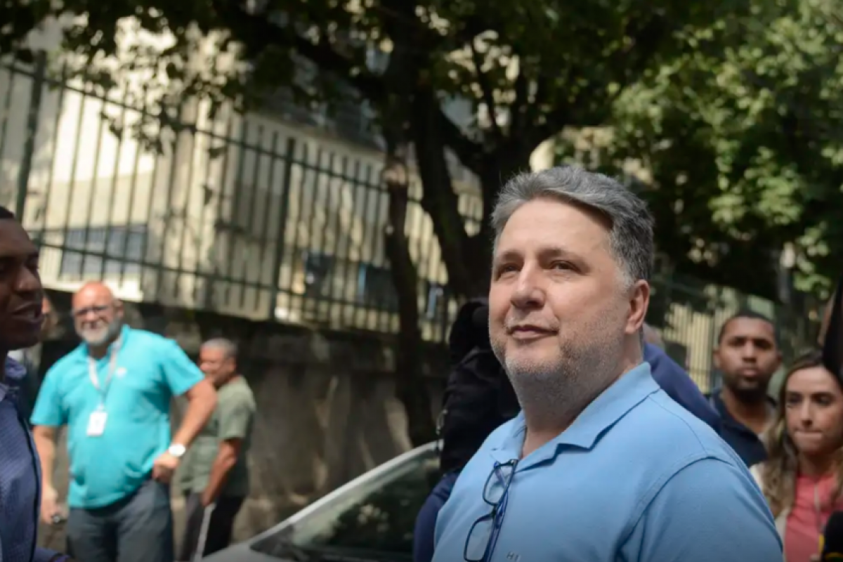 Garotinho desiste de recurso e abre brecha para eleição de Ruas