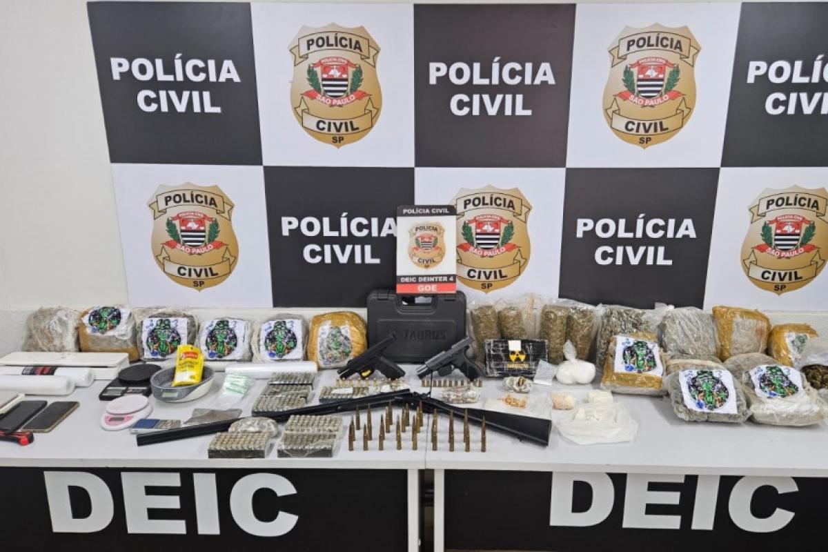 Operação prende homem com armas, munições e drogas em Bauru