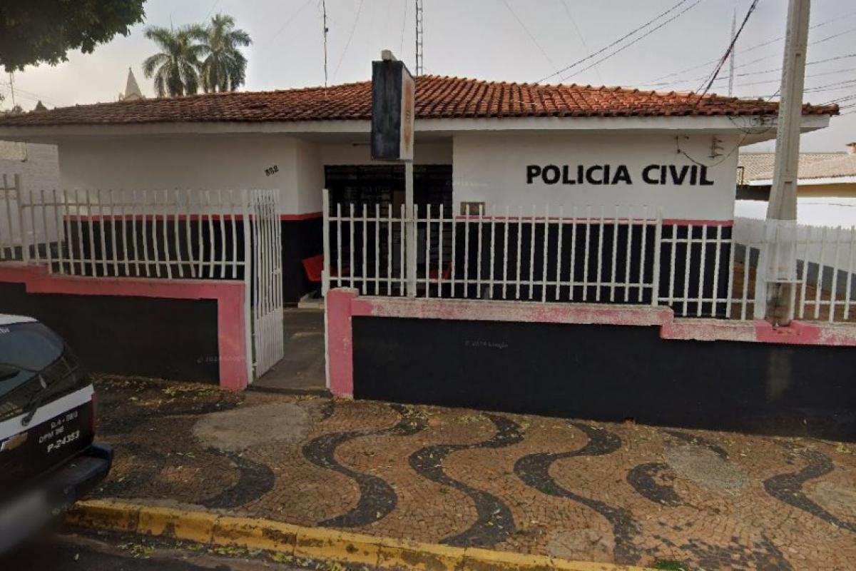Preso suspeito de abusar de prima adolescente em visita de férias