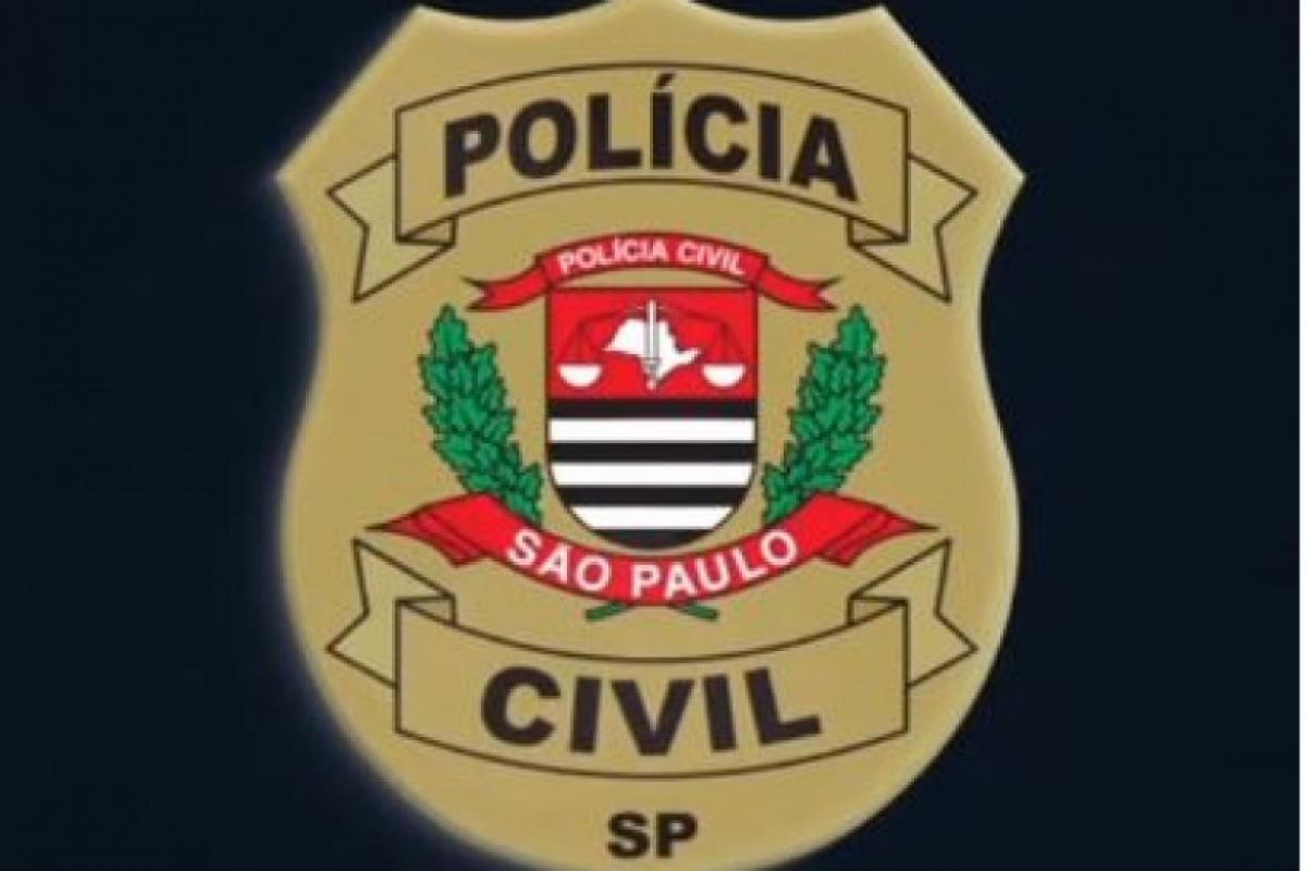 Preso suspeito de armazenar imagens de pornografia de adolescente