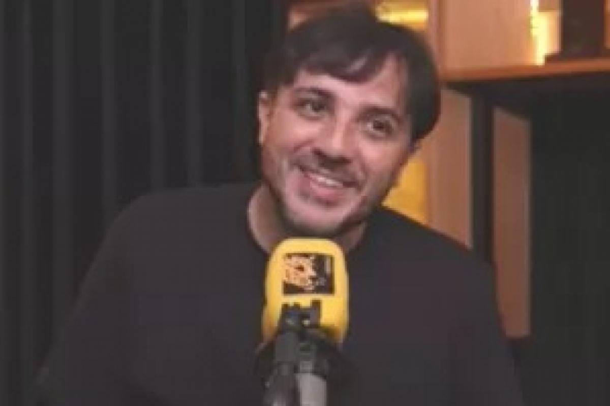 Renan Santos modula discurso e interage com 'esquerdistas'