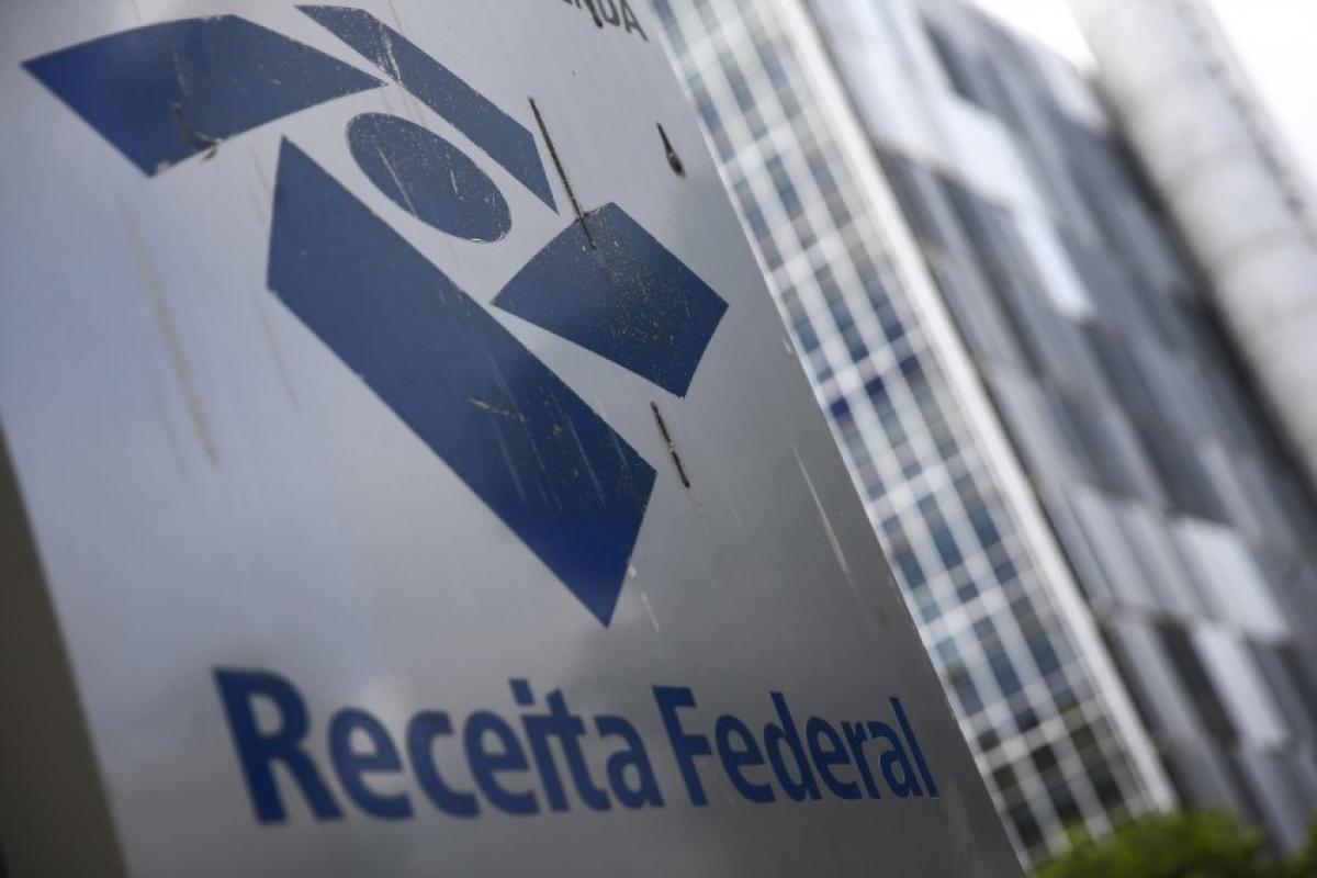 Restituições do IR batem recorde e chegam a R$ 41 bilhões em 2026