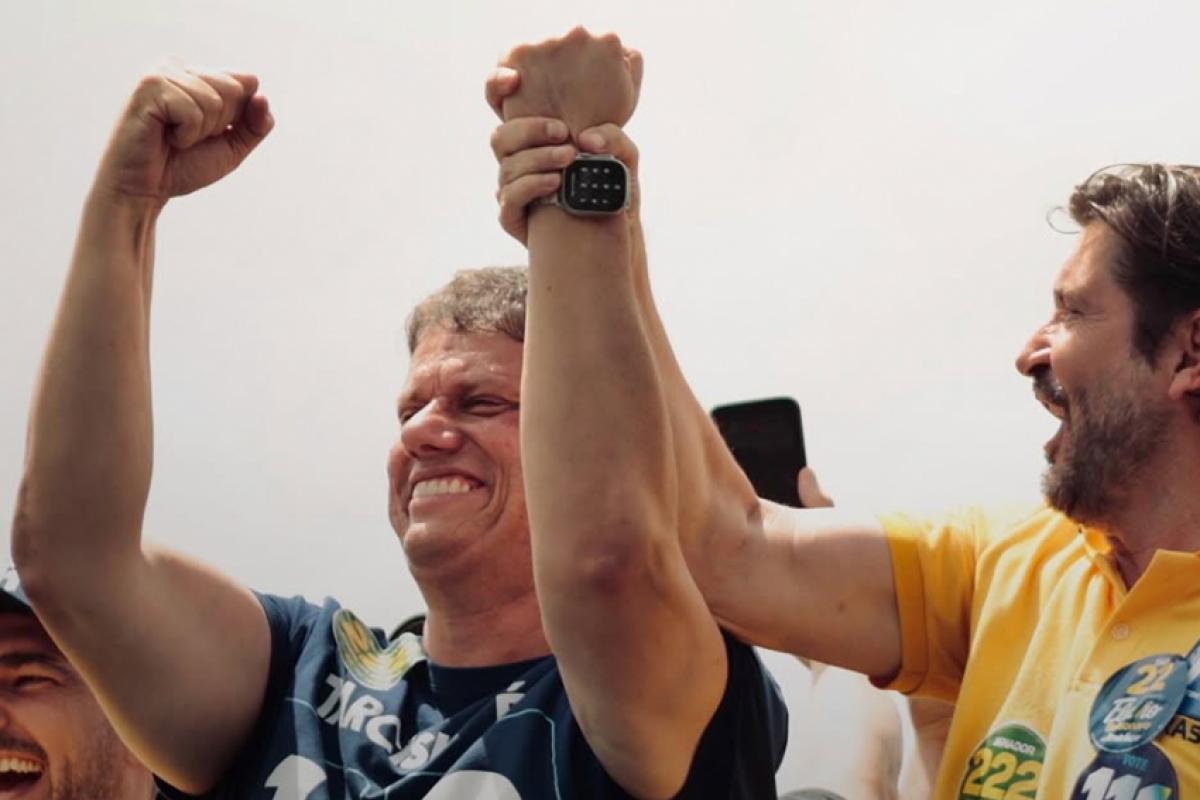 Tarcísio de Freitas vence no 1º turno para governador